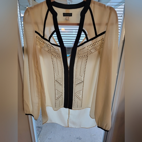 Venus long sleeve top - Picture 3 of 4